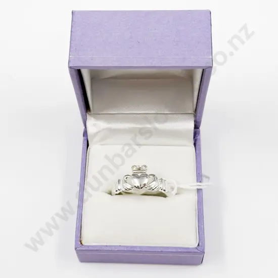 Sterling Silver Claddagh Ring