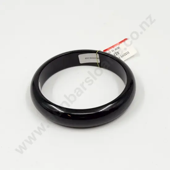 Black Jade Bangle