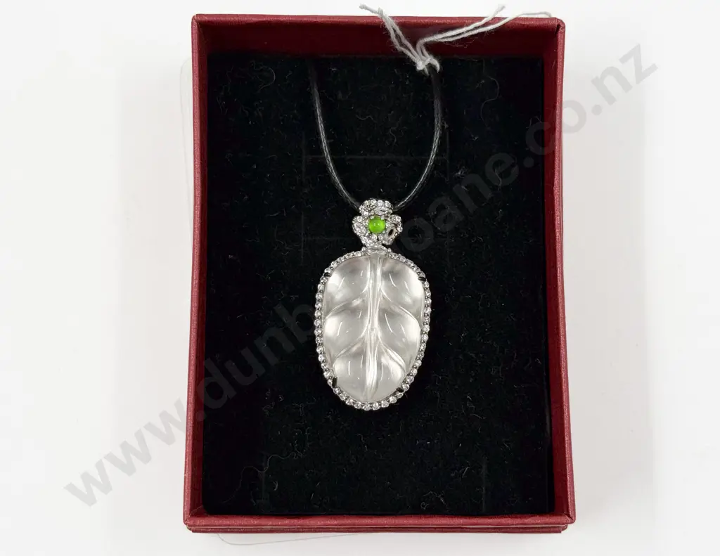 S/S White Jade Leaf Pendant Necklace Image 1++