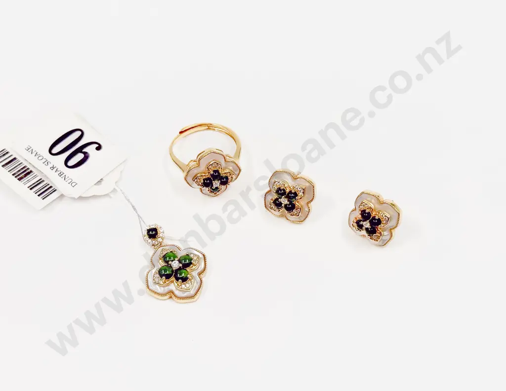 .925 Silver Gilt Suite of Pendant Image 1++