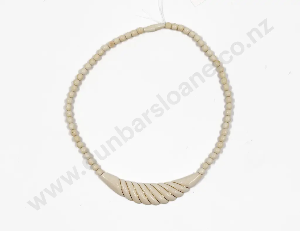 Vintage Ivory Beaded Necklace Set with 14ct Gold Image 1++