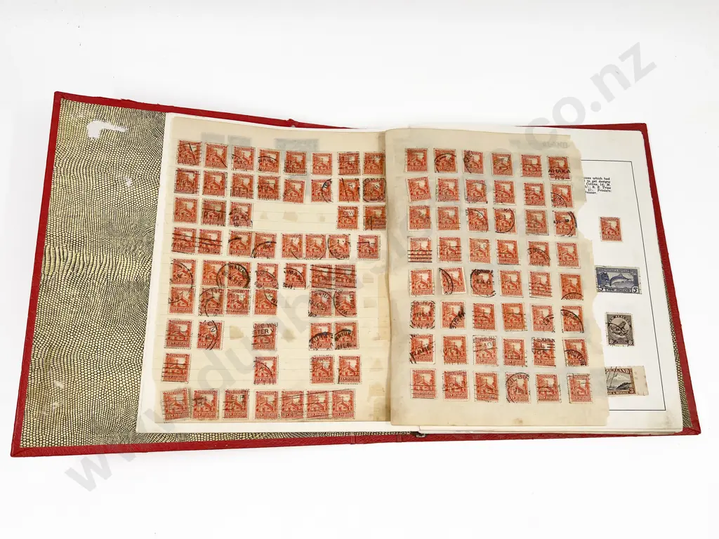 NZ Premier Printed Page Stamp Album EdwVII to Christmas 1974 some multiples Image 1++