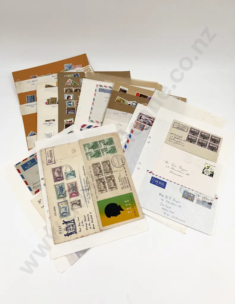 NZ Semi-Sorted Loose Mainly Mint Stamps - some blocks miniature sheets FDC's Image 1++