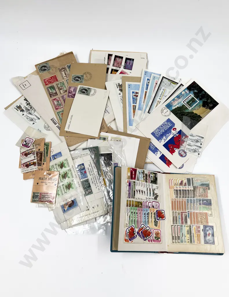 NZ Mixed Lot Miniature Sheets - Stamp Packs - Small Blocks and Singles Mint Image 1++