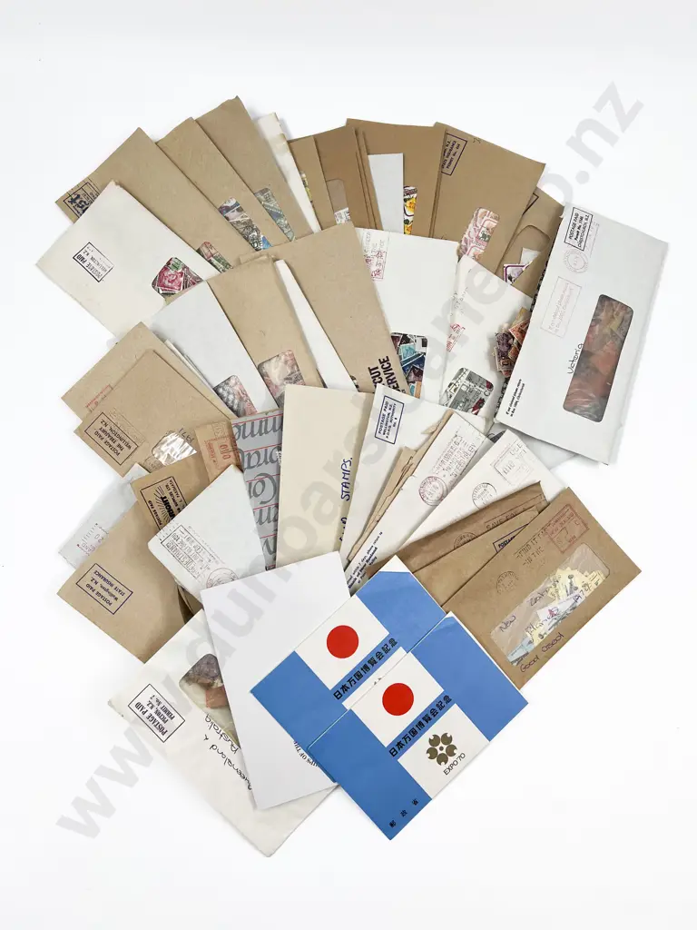 Bundle Qty Early Australia with Gt Britain and NZ Envelope Sorted Loose Stamps and Various Image 1++