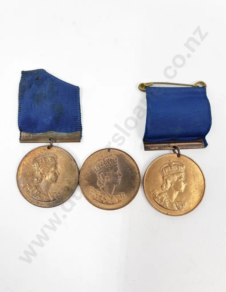 Three 1953-54 Royal Visit Medals Image 1++