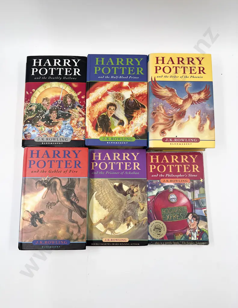 Six Assorted Harry Potter Books Image 1++