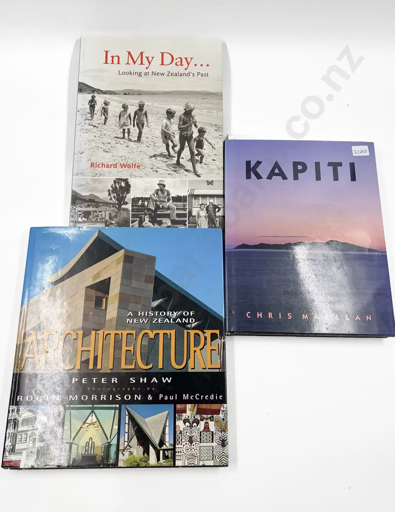 Three Assorted NZ Reference Books Image 1++