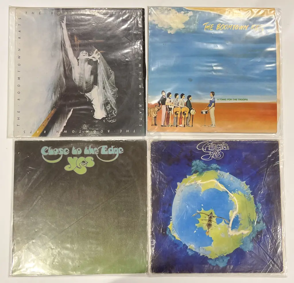 Eight Assorted Vintage Vinyl Records Image 1++