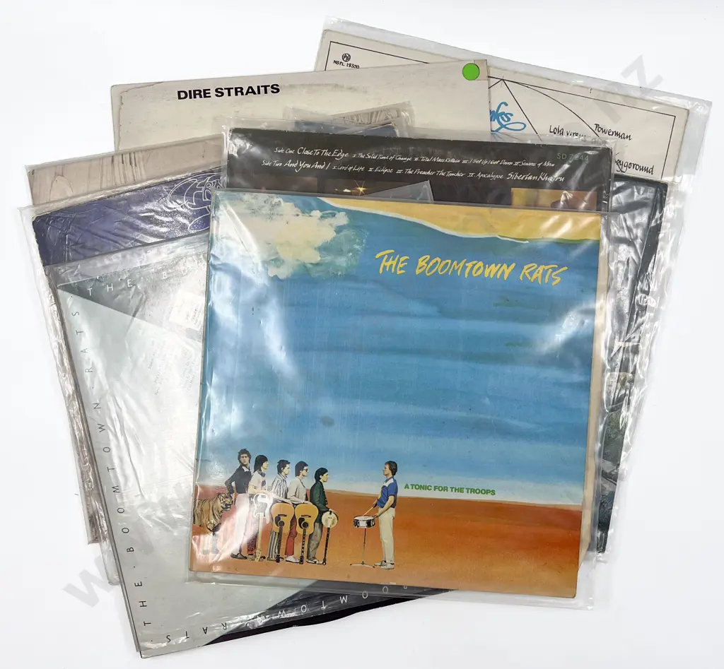 Eight Assorted Vintage Vinyl Records Image 1++