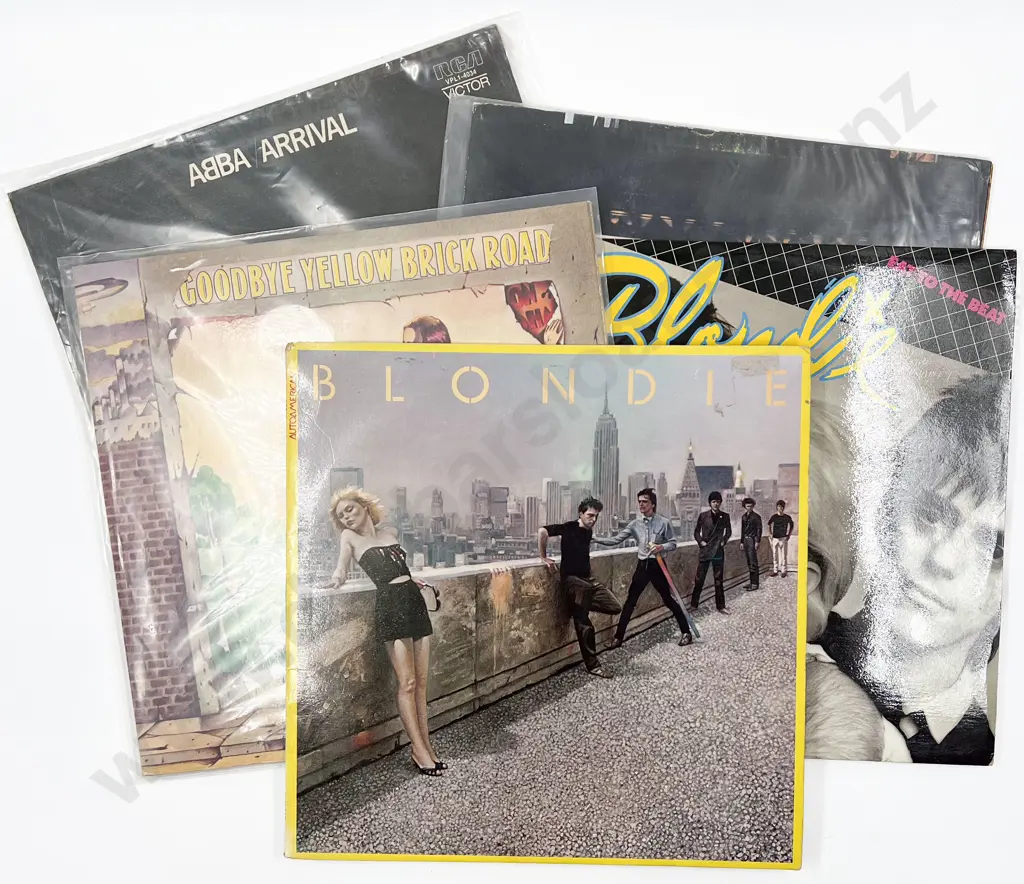 Five Assorted Vintage Vinyl Records Image 1++