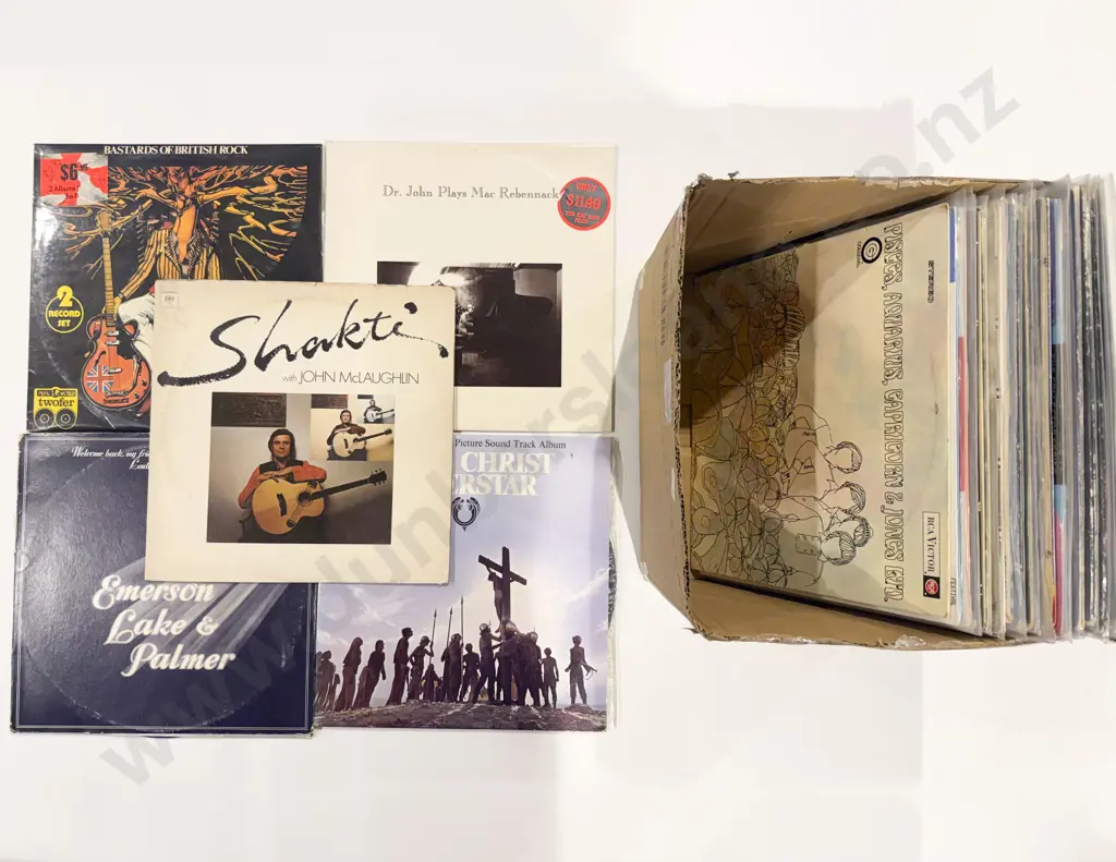 Box Quantity of Assorted Vinyl Records Image 1++