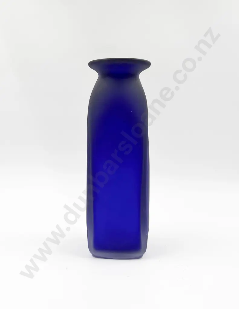 Garry Nash Art Glass Bottle Vase Image 1++