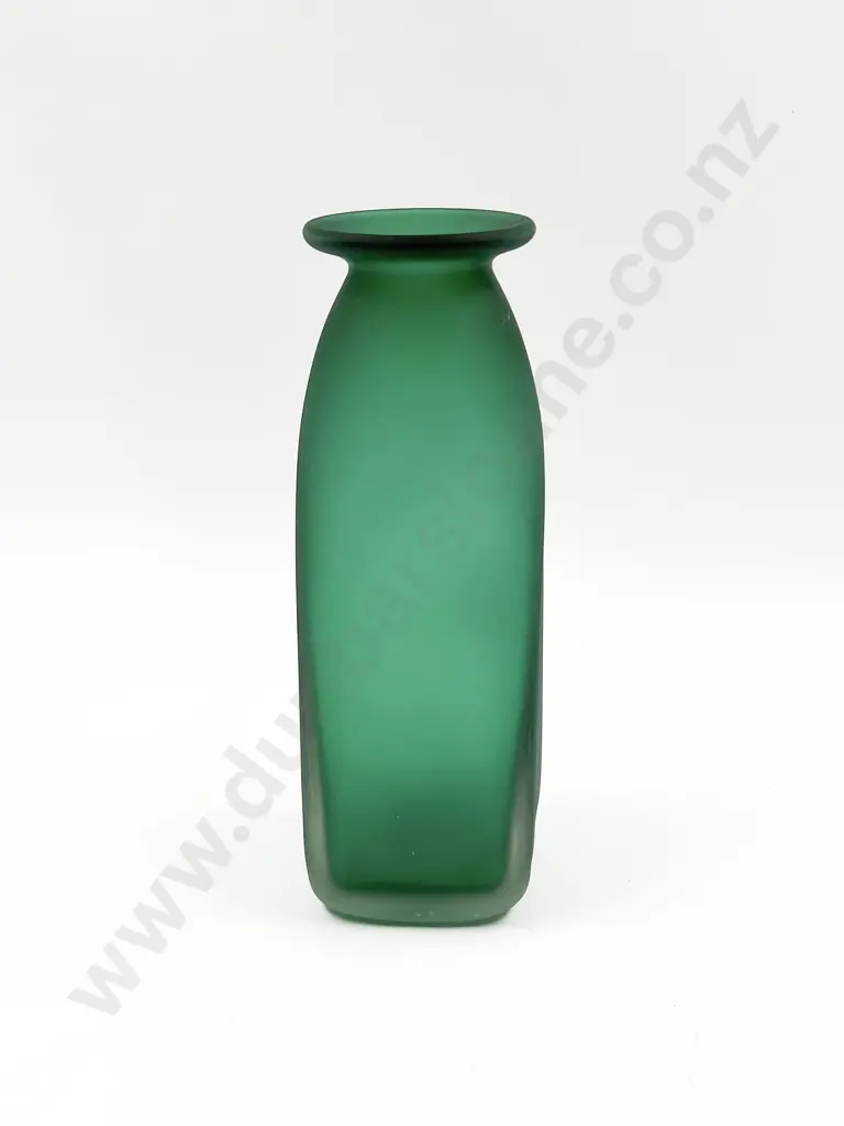 Garry Nash Art Glass Bottle Vase Image 1++