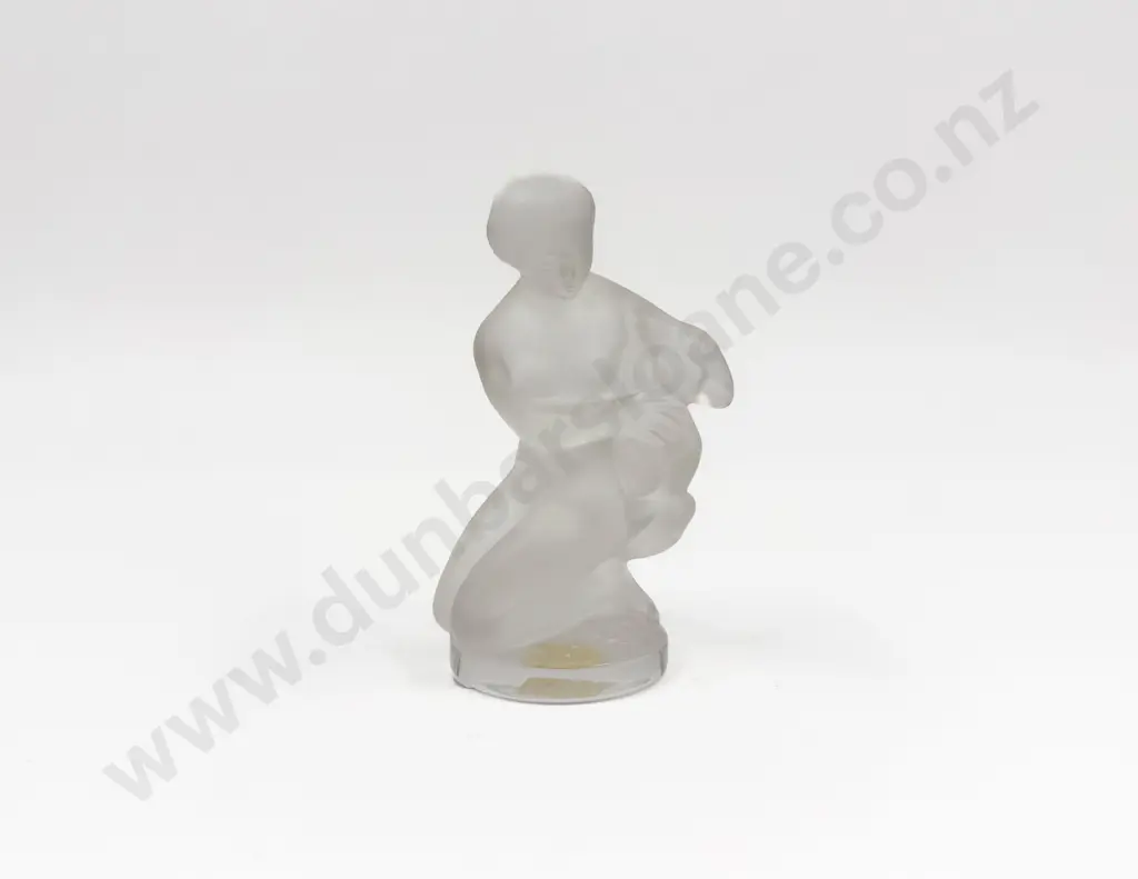 Lalique Figure "Diana The Huntress with Fawn" Image 1++