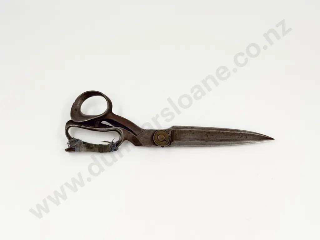 J. Wiss & Sons American Vintage Dressmaker's Scissors Image 1++