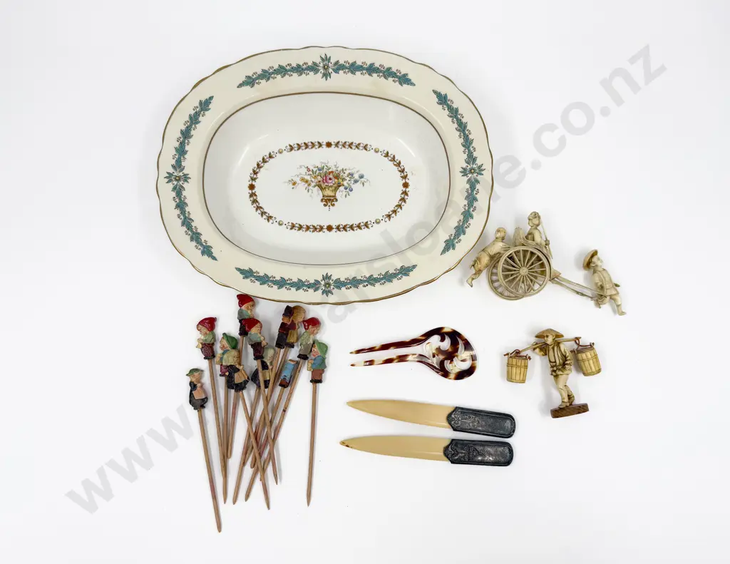 Small Quantity Collectibles incl Resin Figures & Letter Openers etc Image 1++