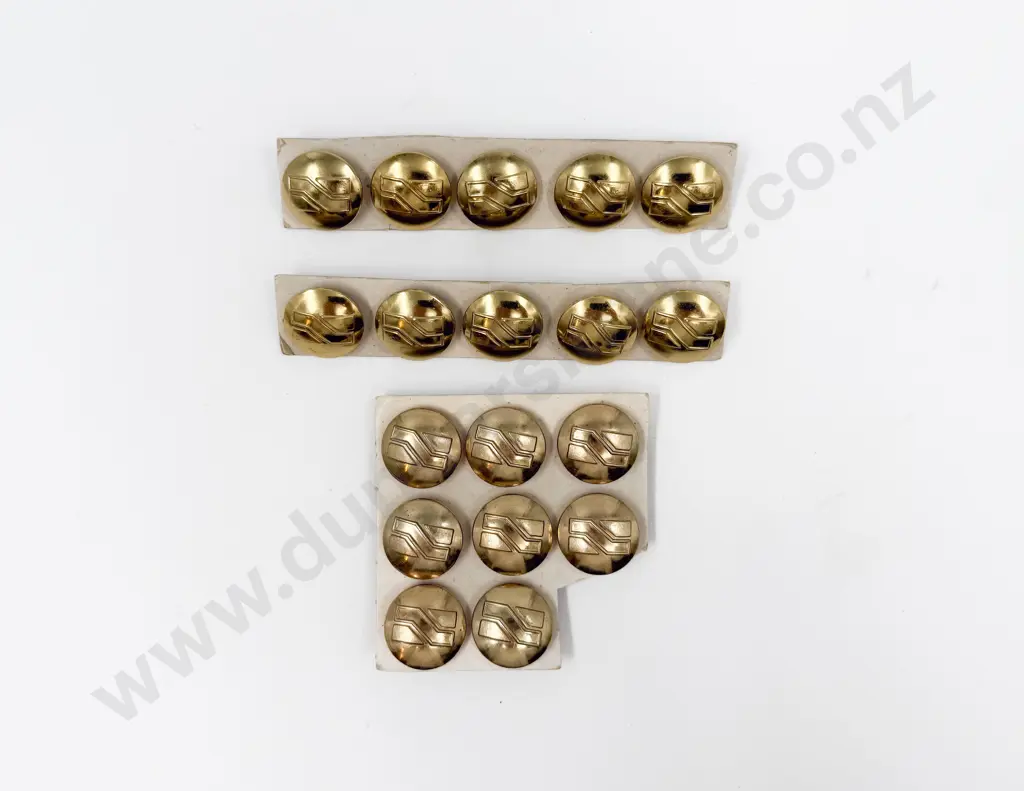 Quantity of NZ Railways Uniform Buttons Image 1++