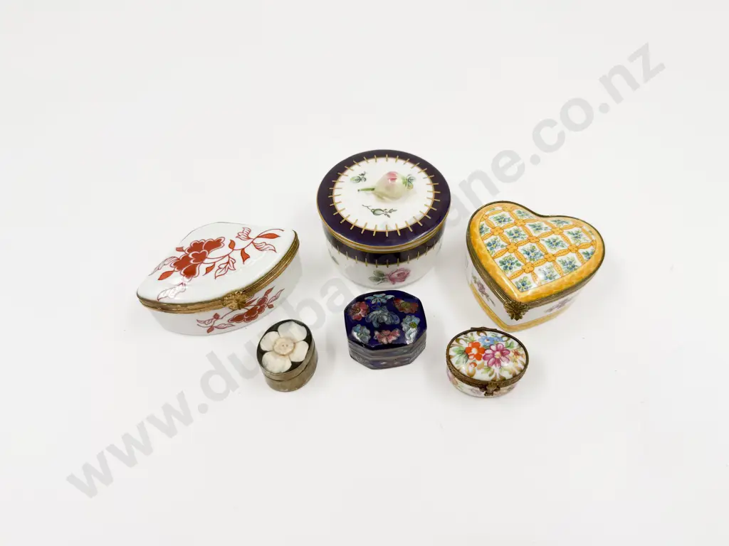 Three Pillboxes together with Three Assorted Trinket Boxes Image 1++
