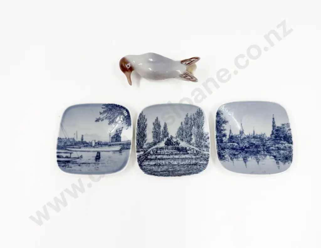 B & G Bird together with Three Small B & G Dishes Image 1++