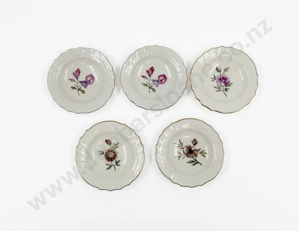 Six Small Royal Copenhagen Floral Dishes Image 1++