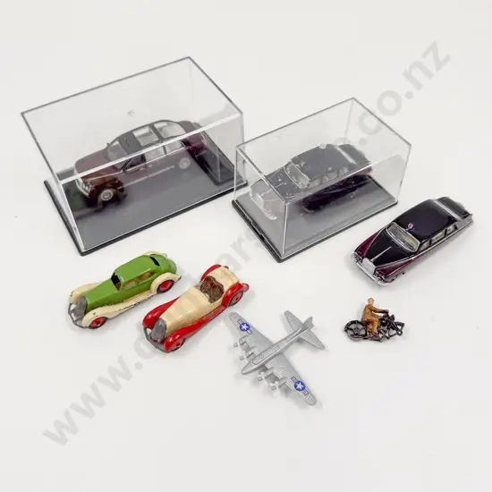 Small Quantity of Assorted Vintage Model Vehicles etc