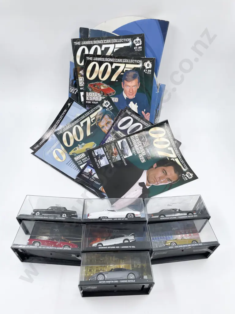 Seven James Bond Car Collection Vehicles & Assorted Magazines Image 1++