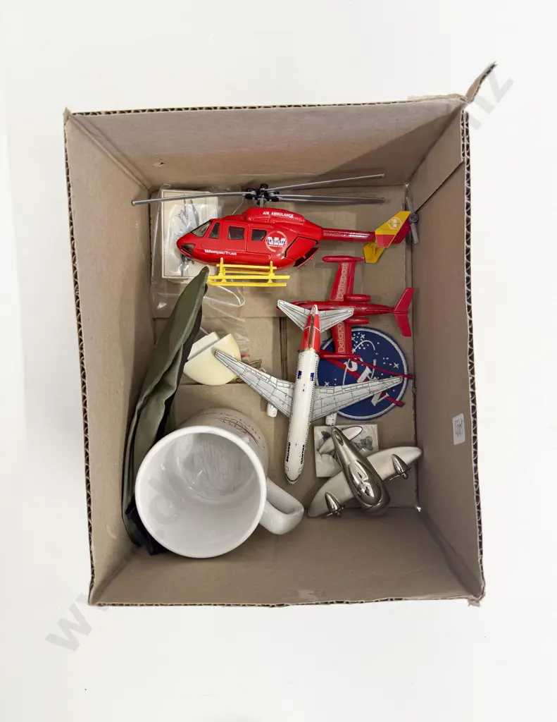 Quantity of Assorted Model Aircrafts etc Image 1++