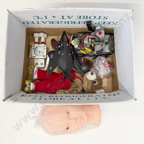 Quantity of Assorted Vintage Toys etc