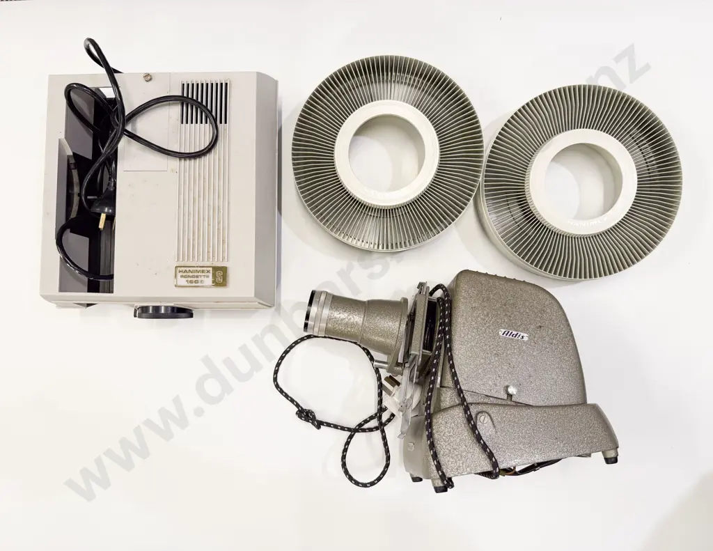 Vintage Slide Projector & Other Projector etc Image 1++