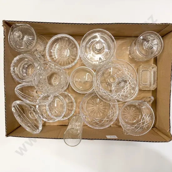 Box Quantity of Assorted Crystal & Glassware