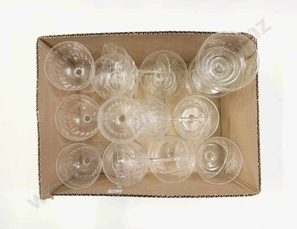 Box of Assorted Crystal & Glass Coupes Image 1++