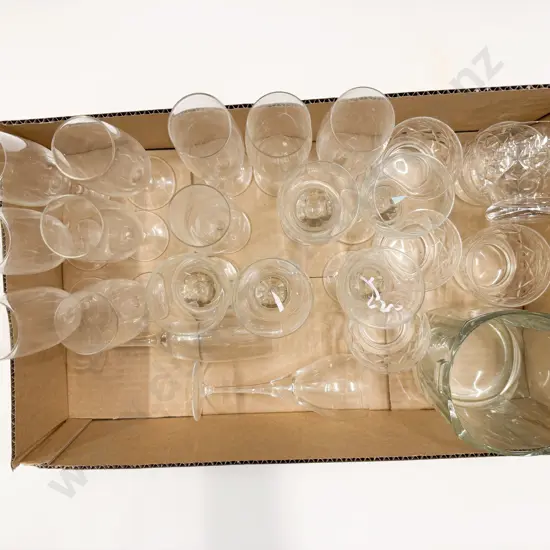 Box of Assorted Glassware