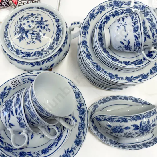 Blue Chatham Blue & White Part Dinnerset