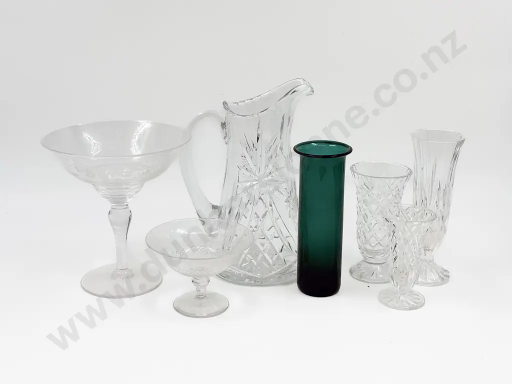 Small Quantity of Assorted Crystal & Glassware Image 1++