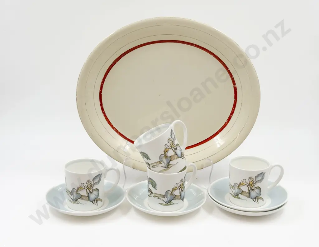 Four Wedgwood By Susie Cooper Cups/Saucers on Crown Lynn Ashet Image 1++
