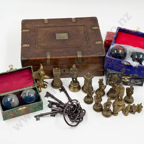 Quantity of Assorted Metalware Incl Chess Pieces