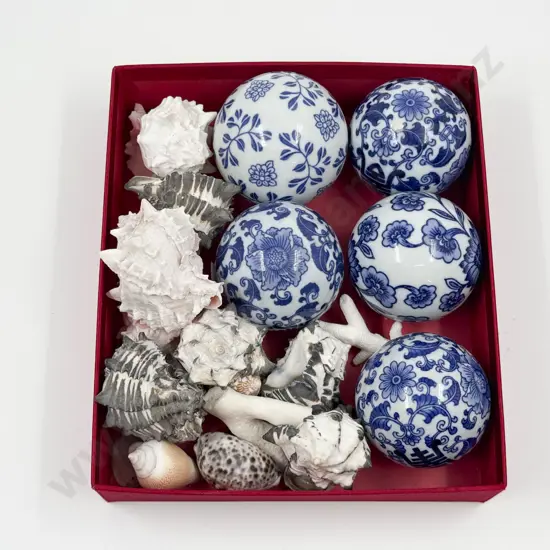 Five Blue & White Decorative Carpet Balls & Assorted Shells