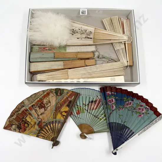 Quantity Assorted Decorative Fans