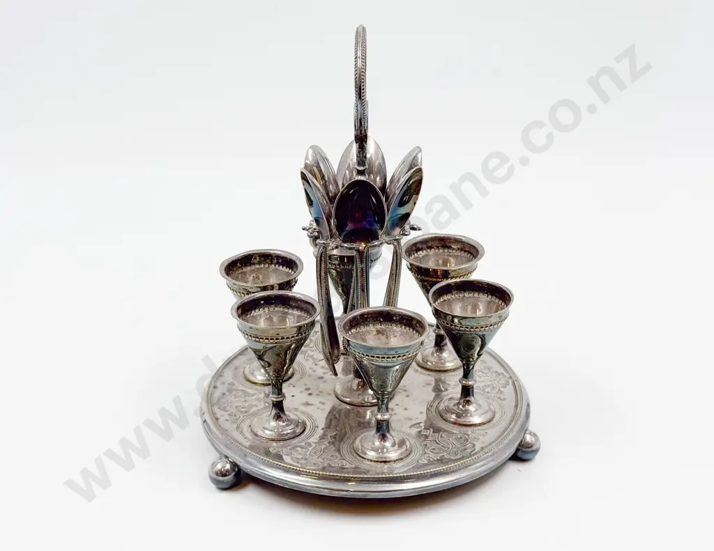 S/P Egg Cup and Spoon Set on Stand Image 1++