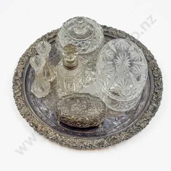 Qty of Glass Vanity Items with S/P tray etc