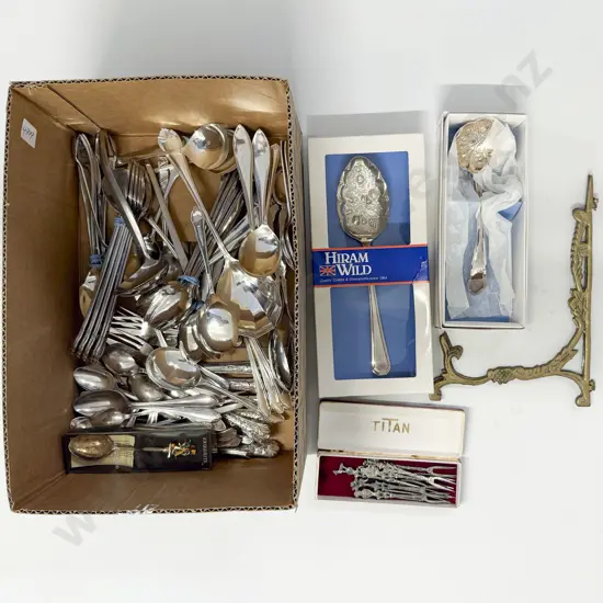 Quantity of Assorted Cutlery