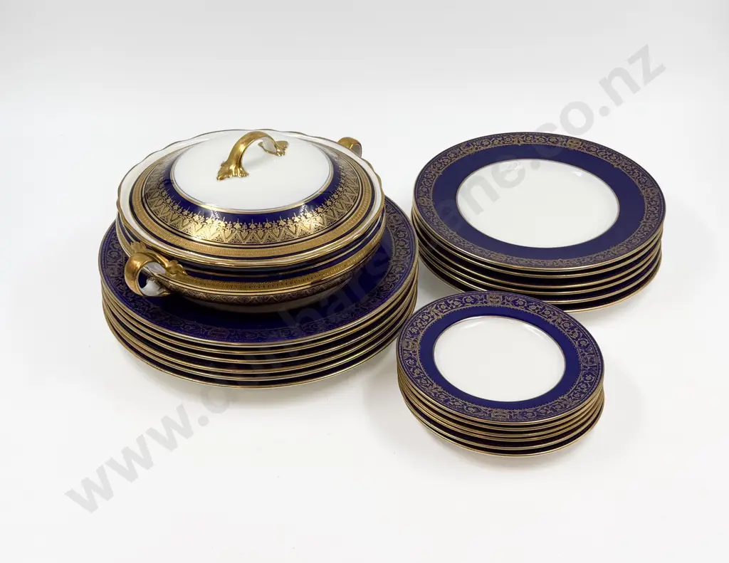 Quantity of Mintons Dinner China Image 1++