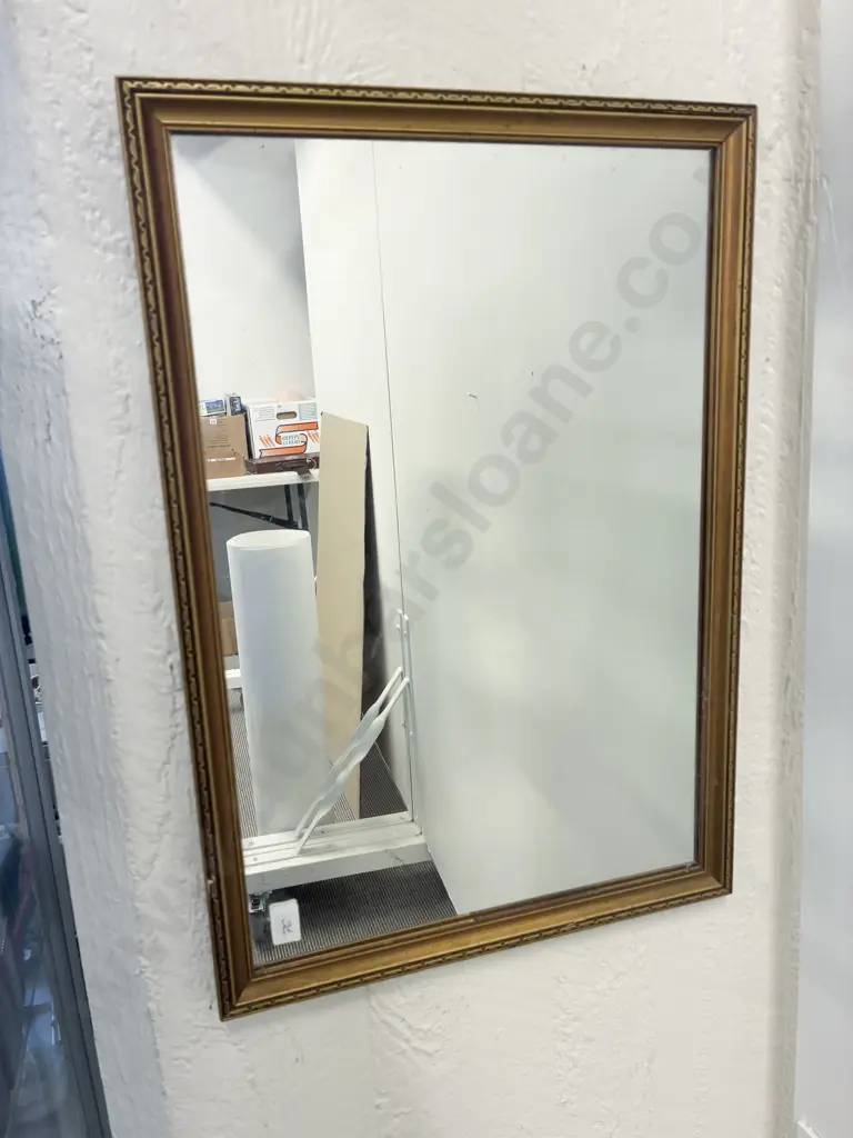 Rectangular Wall Mirror Image 1++