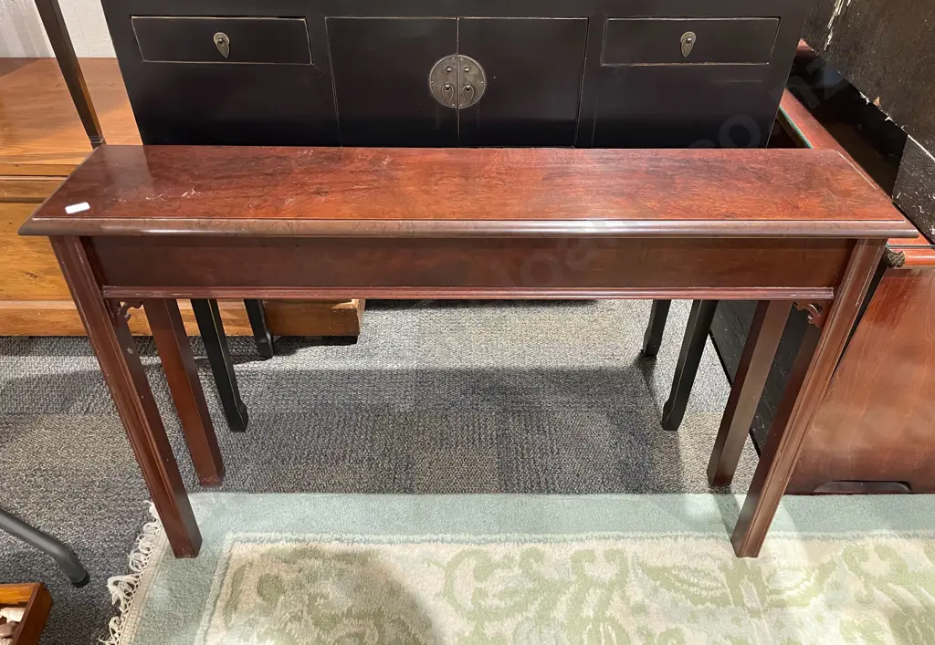 Mid C20th Figured Walnut Console Hall Table Image 1++