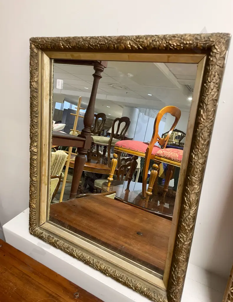 Ornate Gilt Framed Wall Mirror Image 1++