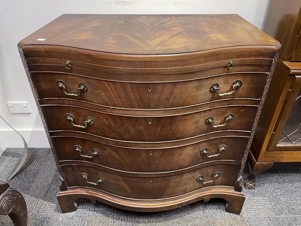 Geo III Style Mahogany Serpentine Four Drawer Chest Image 1++