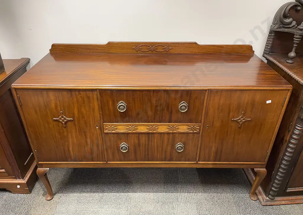 Mahogany Side Board Image 1++