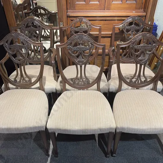 Set of Six Hepplewhite Style Mahogany Dining Chairs